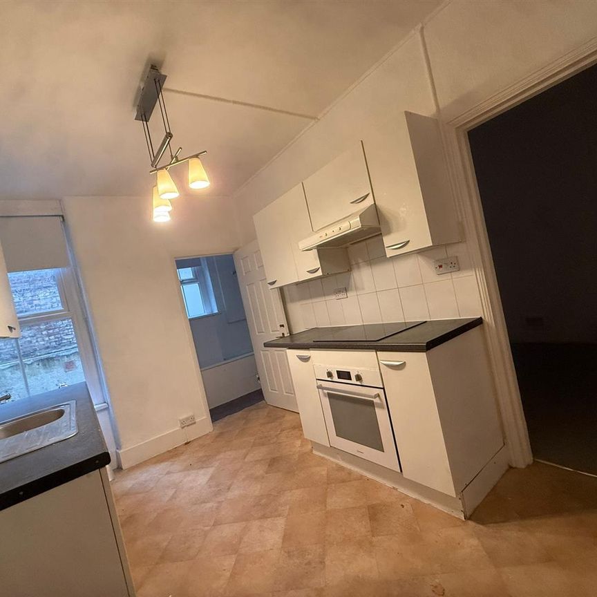 Temple Dwellings, Temple Street, London E2 - Photo 1