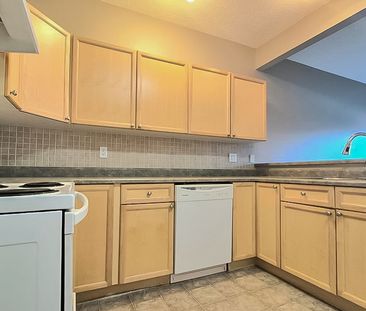 2 Bedroom Townhouse In Highly Sought After Community Of Lake Summer... - Photo 2
