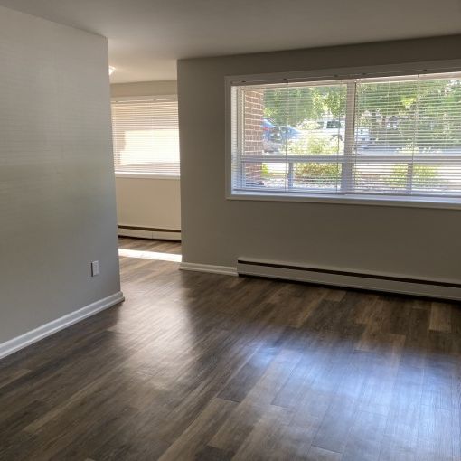 19 Queen Street, Barrie - Photo 1