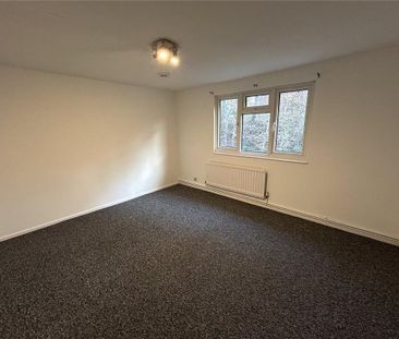 4 bedroom terraced house to rent - Photo 6