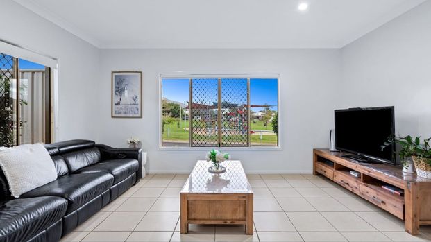 4 Bedroom Family Home - Photo 1