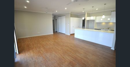 STUNNING 4x2 - Ideal Family Home - Ample Room - Photo 5