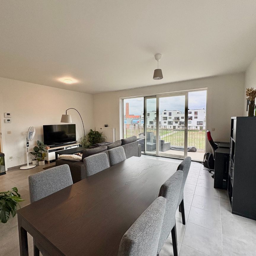 Eén-slpk appartement met staanplaats en berging - Photo 1