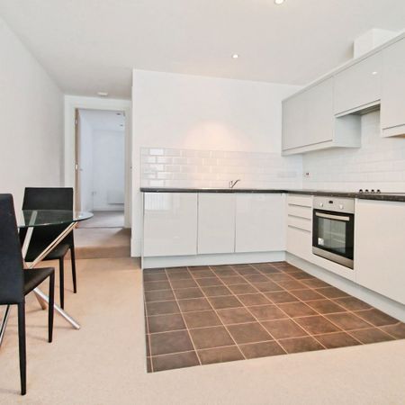 1 bedroom property to rent - Photo 3