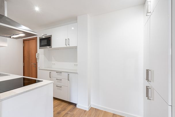 APARTAMENTO T2 REMODELADO NO BAIRRO DO ROSÁRIO - CASCAIS - Photo 1