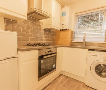 1 bedroom flat to rent - Photo 6