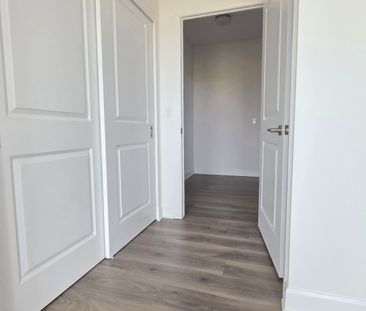 For Lease - 3240 William Coltson Avenue Unit# 1508, Oakville, Ontario - Photo 6