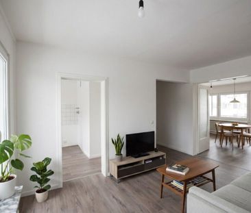 Helle 4-Zimmer-Wohnung+ 2 Balkone + Gäste-WC in Bad Schwartau - OTT... - Foto 2