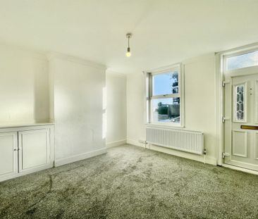 2 bed House Bourne Road, CO2 - Photo 3