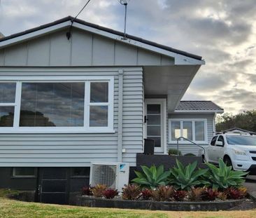 Merrilands - Three Bedroom - Photo 2