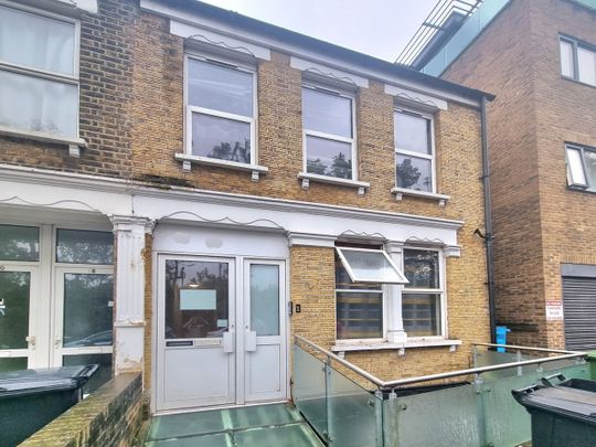 1 Bed Flat, Nightingale Grove, SE13 - Photo 1