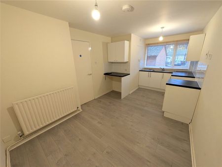 3 Bedroom House To Rent - Photo 3