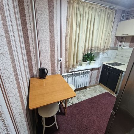 Garsoniera de inchiriat in zona Lujerului - Fotografie 3