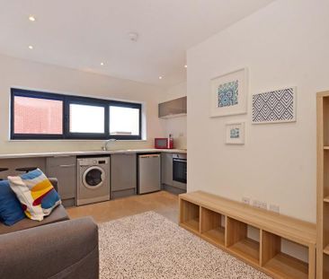 Studio to rent - Photo 4