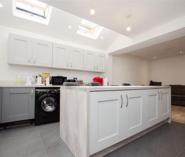 5 bedroom house to rent - Photo 2