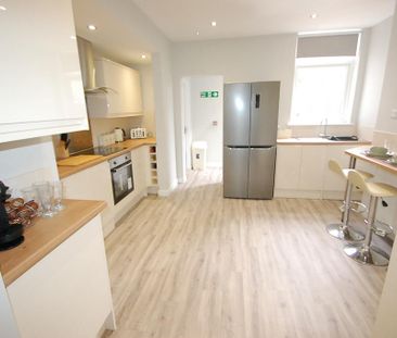 1 bedroom in a house share to rent - Photo 5