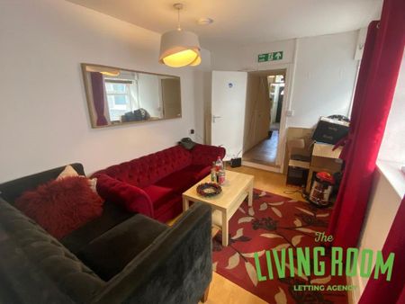 5 bedroom house to rent - Photo 2