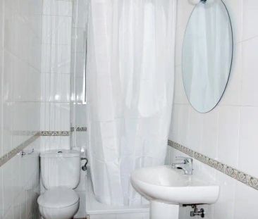 Piso de alquiler en Camino de Ronda, 132, Fígares - Photo 3