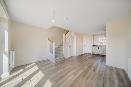 Southwold Drive, Hampton Beach, PETERBOROUGH - Photo 3