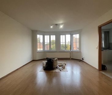 Ruim appartement met 2 slaapkamers en garage in Rijkevorsel - Photo 1