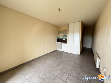 Location Appartement 1 pièce 24m² NARBONNE 11100 - Photo 2