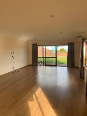 58 Cypress Drive, Maungaraki - Photo 1