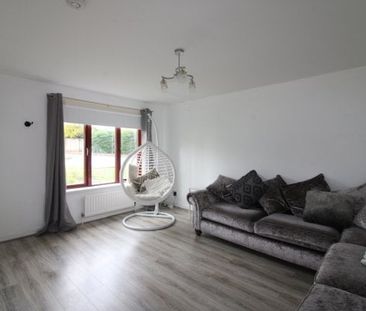 Blackbyres Court, Barrhead - Photo 2