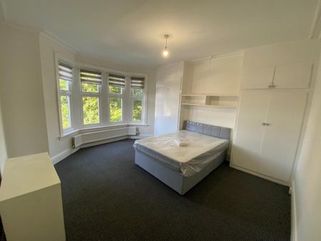 4 bedroom house to rent - Photo 3