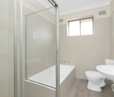 Neat two bedroom apartment in ideal location - Photo 6
