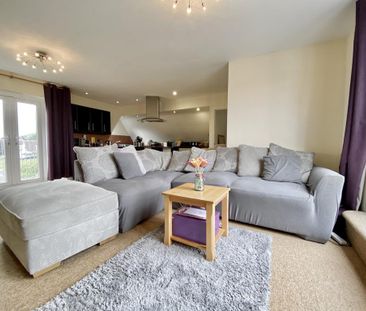 2 bedroom flat to rent - Photo 1