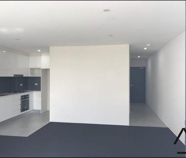 Stylish & Central 1-Bed Unit in Marrickville - Photo 1