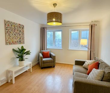 2 Bed Flat, Tudor Court, NW2 - Photo 2