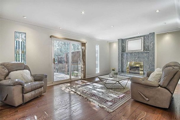 For Lease - 17 Twin Circle Court Unit# Entire, Toronto, Ontario - Photo 1