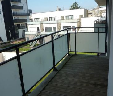 Location Appartement 2 pièces 48m² HEROUVILLE ST CLAIR 14200 - Photo 2