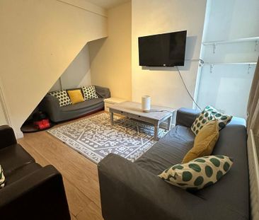 5 bedroom house to rent - Photo 2