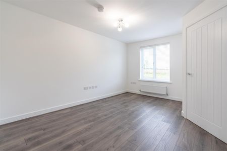 3 bed semi-detached house to rent in Falcon Way, Kenton Bank Foot, NE13 - Photo 3