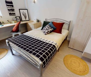 Silver En Suite - Photo 3