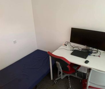 1 Zimmer Wohnung :12 dez —> 12 Januar ( 1 Monat ) - Foto 1