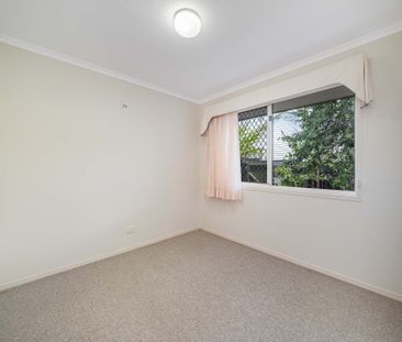 Spacious Duplex in Prime Buderim Location! - Photo 3