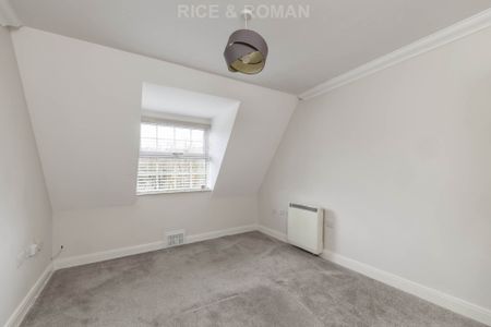 1 Bedroom Apartment - Photo 3