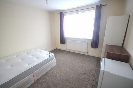 1 bedroom end of terrace house to rent - Photo 2