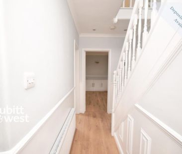 4 bedroom semi-detached house to rent - Photo 5