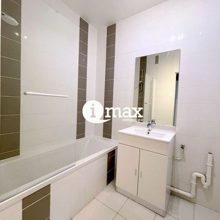 Location Appartement COURBEVOIE - - Photo 4