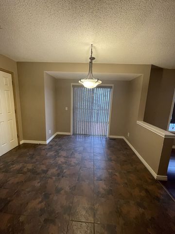 301 Arbour Wood Close Northwest, Calgary - Photo 3