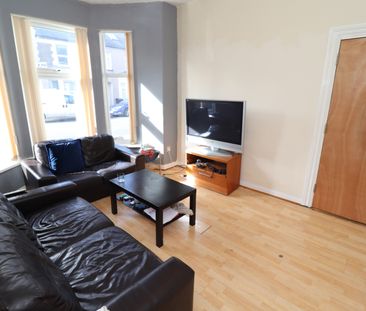 Mackintosh Place, Roath - Photo 1