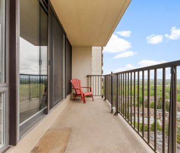 For Lease - 665 Bathgate Drive Unit# 1603, Overbrook - Castleheight... - Photo 1