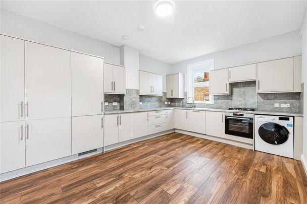 4 bedroom terraced house to rent - Photo 1