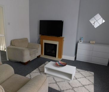 Westbourne Avenue, Gateshead - Photo 1