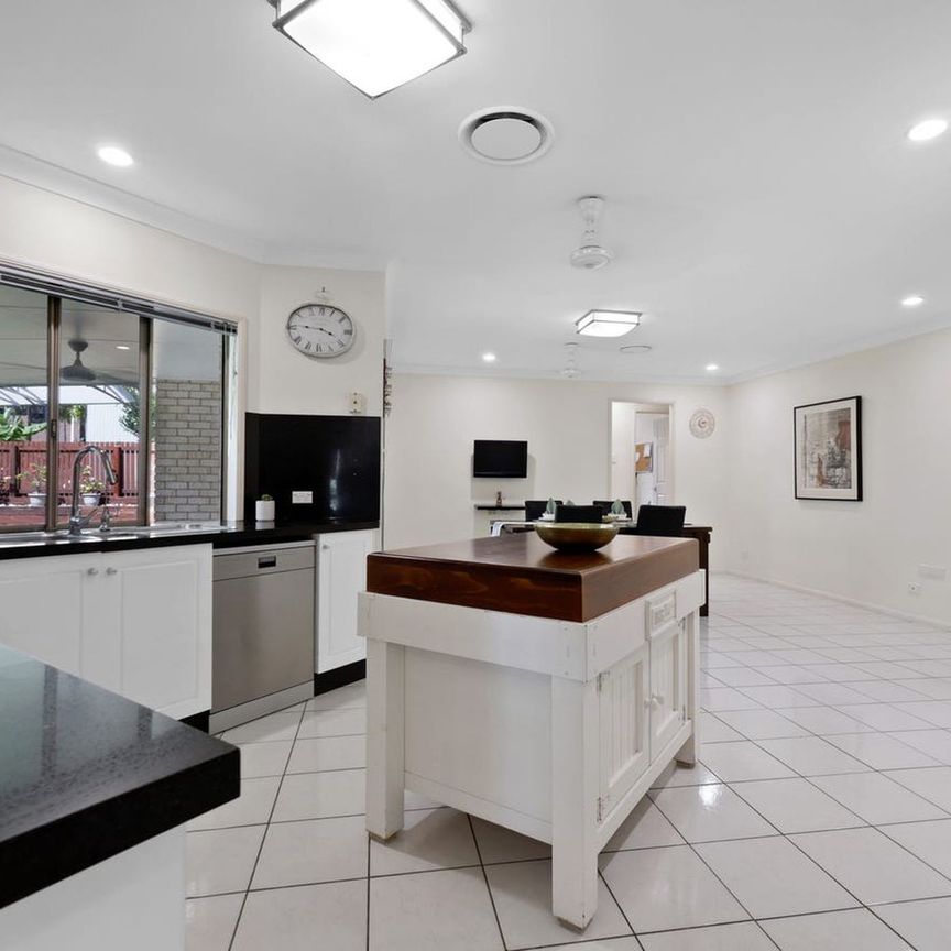 32 Shiral Drive, Beaconsfield - Photo 1