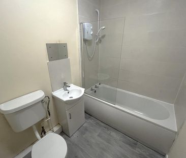 Flat 16 Beechwood Court, Halesowen Road, Cradley Heath - Photo 5